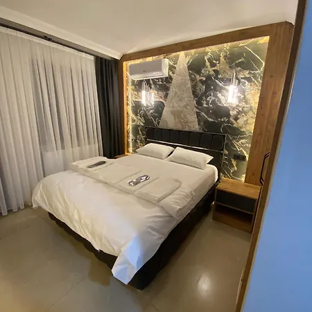 Sahlan Hotel *